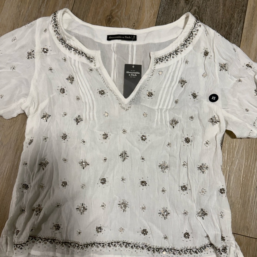 ‼️SOLD‼️Abercrombie & Fitch White Embroidered Blouse - Picture 4 of 8